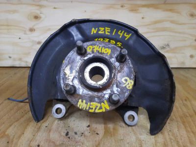 Лот: 18529094. Фото: 1. Ступица Toyota Corolla Fielder... Ходовая, подвеска, рулевое управление