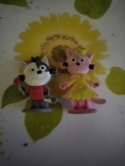 Лот: 21293267. Фото: 1. Две игрушки из Киндер-сюрпризов... Куклы и аксессуары