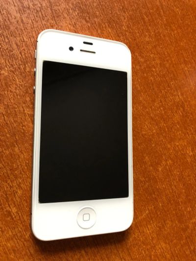 Лот: 16542539. Фото: 1. iPhone 4S 64Gb белый. Смартфоны