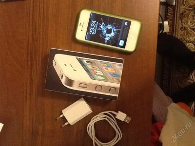 Лот: 3449362. Фото: 1. Apple iPhone 4 16Gb white комплект. Смартфоны