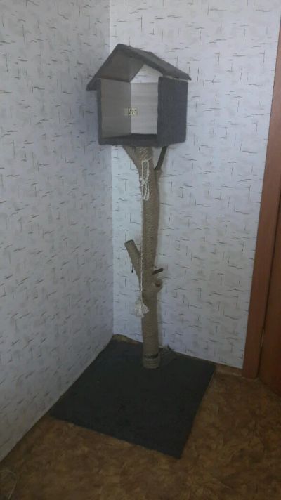 Лот: 9193451. Фото: 1. Кошачий домик, когтеточка. Домики, переноски, клетки, когтеточки