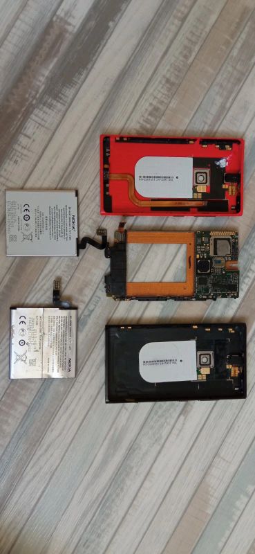 Лот: 18892697. Фото: 1. Запчасти от Nokia Lumia 650. Корпуса, клавиатуры, кнопки