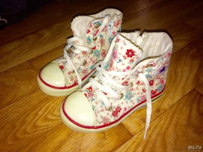 Лот: 9370652. Фото: 1. Кеды для девочки Converse размер... Кеды, кроссовки
