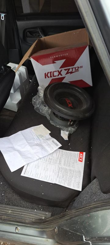 Лот: 20110082. Фото: 1. Продам сабвуфер Kicx ZT12v2 (1... Сабвуферы