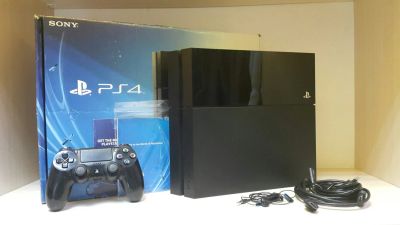 Лот: 9652355. Фото: 1. Продам игровую консоль Sony PlayStation... Консоли