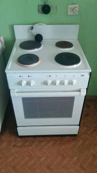 Лот: 5527144. Фото: 1. Плита Электрическая. Плиты, духовые шкафы, варочные поверхности