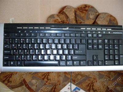 Лот: 1772296. Фото: 1. Продам новую клавиатуру Genius. Клавиатуры и мыши