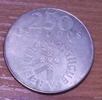Лот: 17973325. Фото: 1. Португалия. 250 эскудо 1974 г... Европа