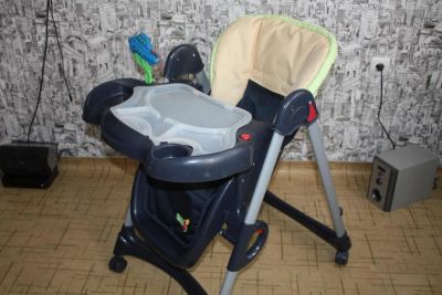 Лот: 7137117. Фото: 1. Стульчик BabyHit. Стульчики для кормления