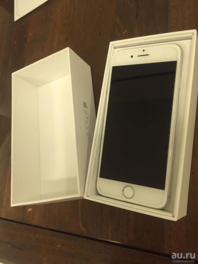 Лот: 8445798. Фото: 1. iPhone 6 , 64 Gb Silver. Смартфоны