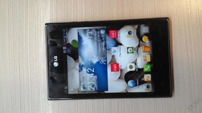 Лот: 4085461. Фото: 1. LG Optimus Vu +складник. Смартфоны