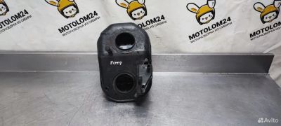 Лот: 22463344. Фото: 1. Корпус воздушного фильтра Suzuki... Запчасти