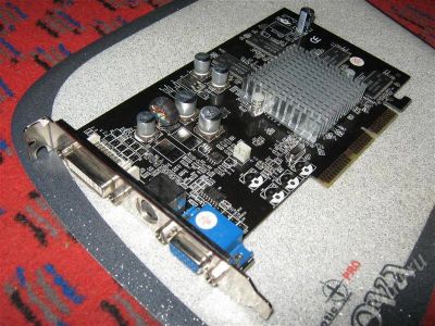 Лот: 612917. Фото: 1. ATI RADEON 9550 128Mb AGP 128bit... Видеокарты