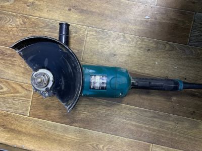 Лот: 16140399. Фото: 1. УШМ Makita GA9020. Электроинструмент