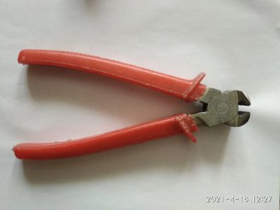 Лот: 17500433. Фото: 1. Кусачки, бокорезы. Ручной инструмент