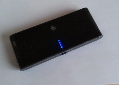 Лот: 3630619. Фото: 1. Внешнее зарядное устройство (Powerbank... Зарядные устройства, блоки питания, адаптеры сетевые для смартфонов