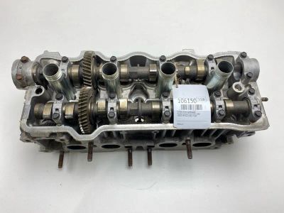 Лот: 25062285. Фото: 1. Головка блока цилиндров Toyota... Двигатель и элементы двигателя