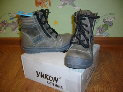 Лот: 7262518. Фото: 1. Новые ботинки для мальчика. Ботинки