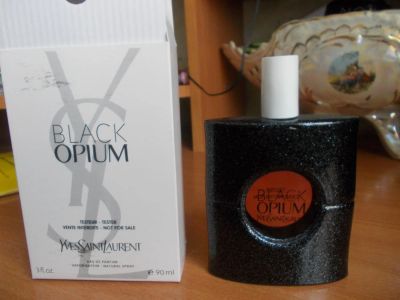 Лот: 8960634. Фото: 1. Black Opium Eau de Parfum от Yves... Женская парфюмерия