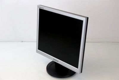 Лот: 10561663. Фото: 1. ЖК монитор Samsung 720N. ЖК-мониторы