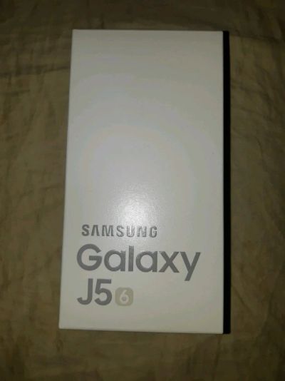 Лот: 12204906. Фото: 1. Samsung J5 2016. Смартфоны