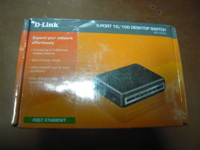 Лот: 12257086. Фото: 1. Свитч D-Link 5 портов, новый... Коммутаторы