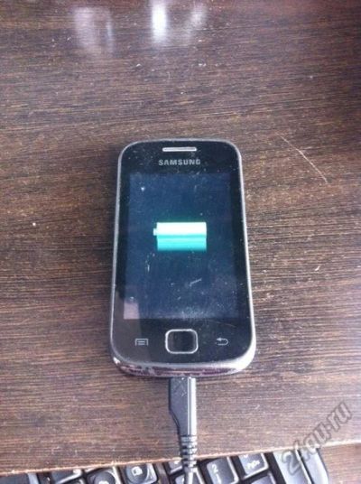 Лот: 5746964. Фото: 1. samsung galaxy gio. Смартфоны