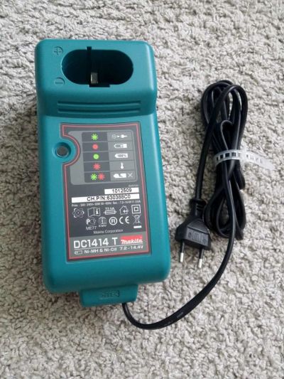 Лот: 7699441. Фото: 1. Зарядное устройство Makita DC1414... Запчасти