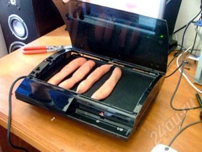 Лот: 206081. Фото: 1. Sony Playstation 3 80Gb (2 игры... Игровые приставки, консоли