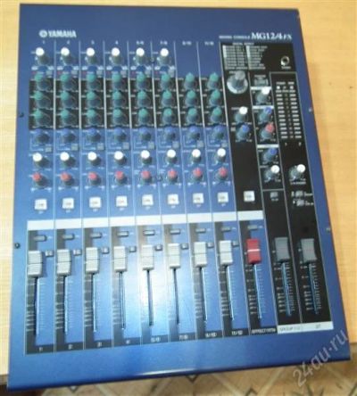 Лот: 2429013. Фото: 1. Микшерный пульт YAMAHA MG12/4FX. Микшеры, предусилители, микрофонные эффекты