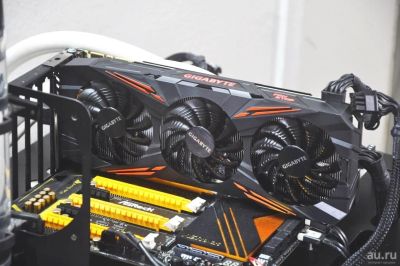 Лот: 10399856. Фото: 1. Видеокарта Gigabyte GTX 1070 G1... Видеокарты