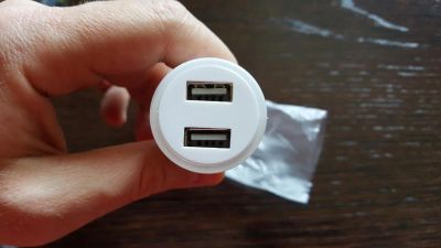 Лот: 7071557. Фото: 1. Зарядное USB автомобильное. Зарядные устройства, блоки питания, адаптеры сетевые для смартфонов