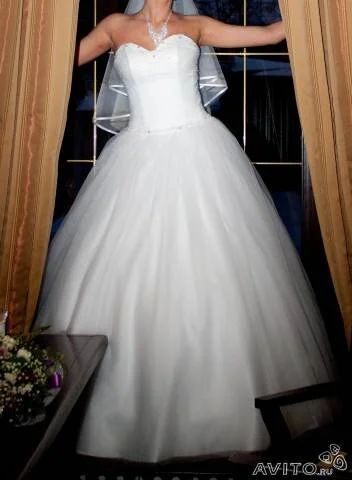 Лот: 3315070. Фото: 1. Белоснежное пышное свадебное платье. Свадебные платья