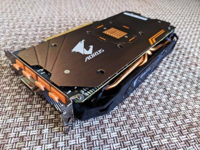 Лот: 16471908. Фото: 1. RX 580 Aorus. Видеокарты
