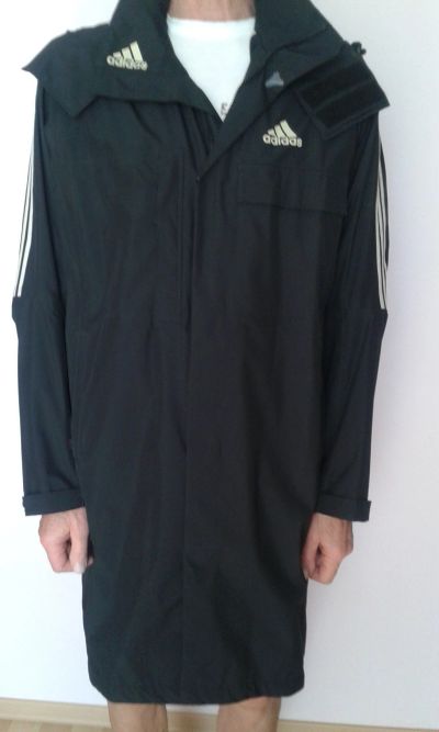 Лот: 11966470. Фото: 1. Плащ "Adidas". Футболки, поло