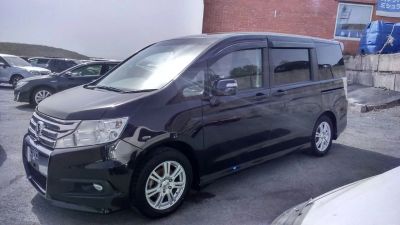 Лот: 9748724. Фото: 1. Honda Stepwgn 2010 Spada. Автомобили