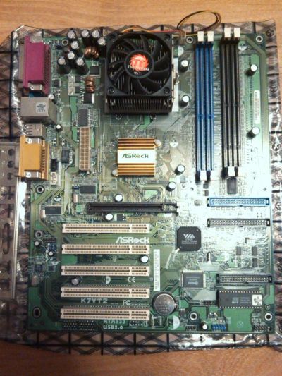 Лот: 3562749. Фото: 1. М/П ASRock K7VT2. Материнские платы