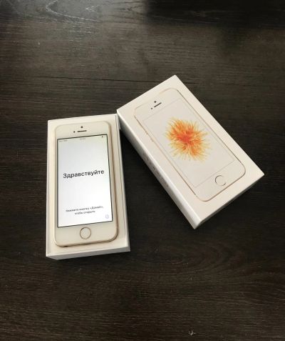 Лот: 17194808. Фото: 1. iPhone SE 32gb model A1723. Смартфоны