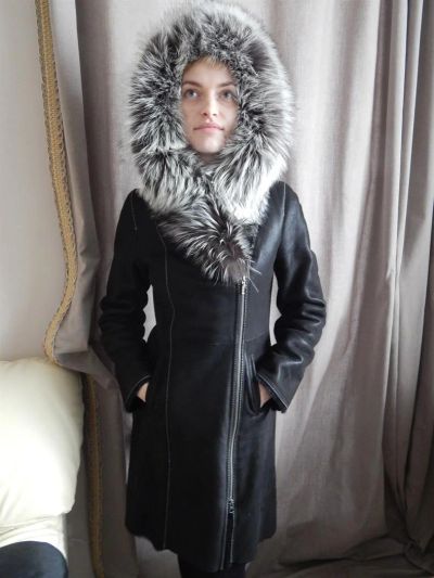 Лот: 3548550. Фото: 1. женская дубленка. Верхняя одежда