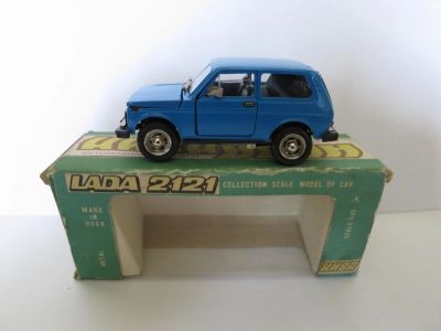 Лот: 4125702. Фото: 1. Модель 1:43. Нива в родной коробке... Игрушки
