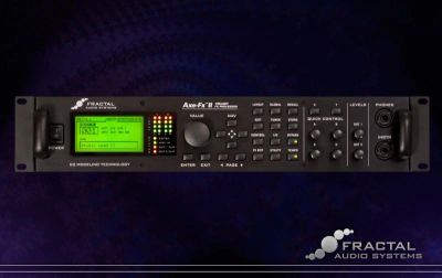Лот: 3156454. Фото: 1. AXE FX II MARK II новый в коробке... Гитарные эффекты и комбоусилители