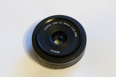 Лот: 13971994. Фото: 1. Объектив Canon EF 40mm/2.8 STM. Объективы