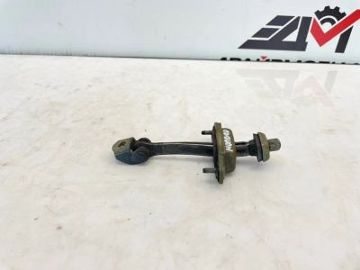 Лот: 25716752. Фото: 1. ограничитель двери Ford Mondeo... Кузов