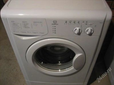 Лот: 2388377. Фото: 1. стиральная машина-автомат Indesit... Стиральные машины