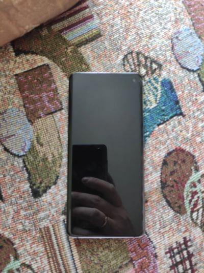 Лот: 16523703. Фото: 1. Samsung Galaxy S10 черный. Смартфоны