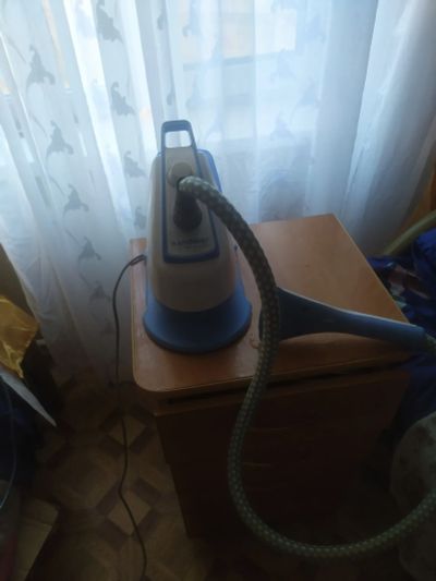 Лот: 24556418. Фото: 1. Отпариватель переносной. Утюги, парогенераторы, отпариватели