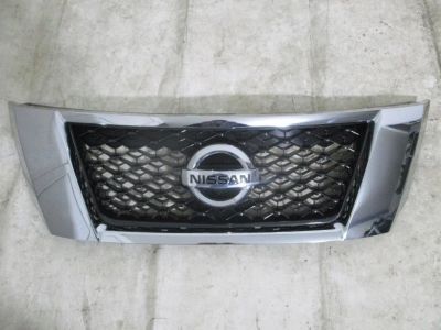 Лот: 15808695. Фото: 1. Решетка радиатора Nissan Pathfinder... Кузов