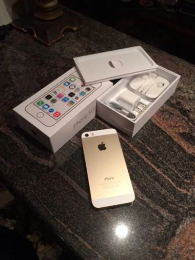 Лот: 7030235. Фото: 1. Продам айфон (iPhone 5s 16gb). Смартфоны