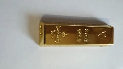 Лот: 7330680. Фото: 1. Carlsberg Gold 999,9. Зажигалки, спички, пепельницы