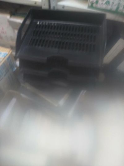 Лот: 8171375. Фото: 1. Лоток для документов тройной. Другое (канцелярские и офисные товары)